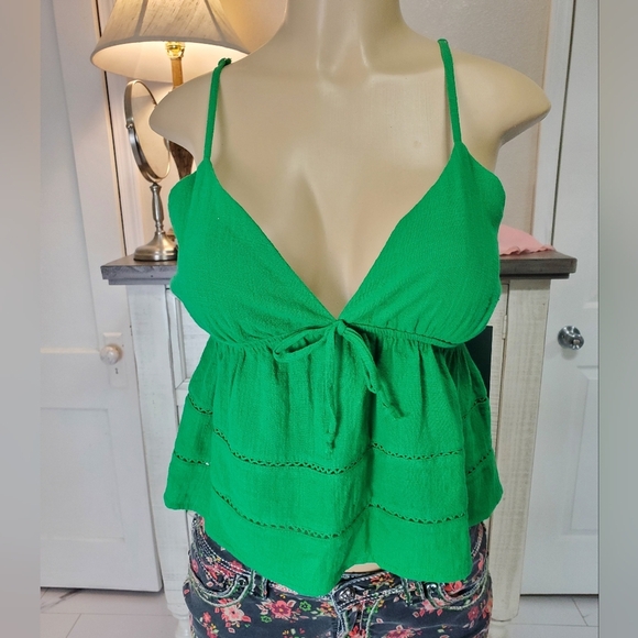 Green Spaghetti Strap Top - Picture 4 of 5